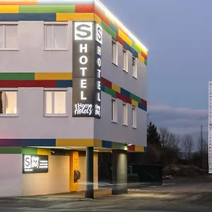 Отель Shome I Self Check-in I Free Parking, Грац