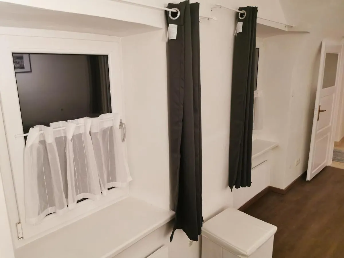 Zentrale, Ruhige Wohnung Nahe Murinsel & Kunsthaus Graz 0*,  Austria